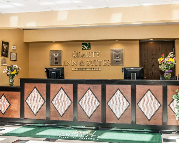 Quality Inn & Suites Mattoon South