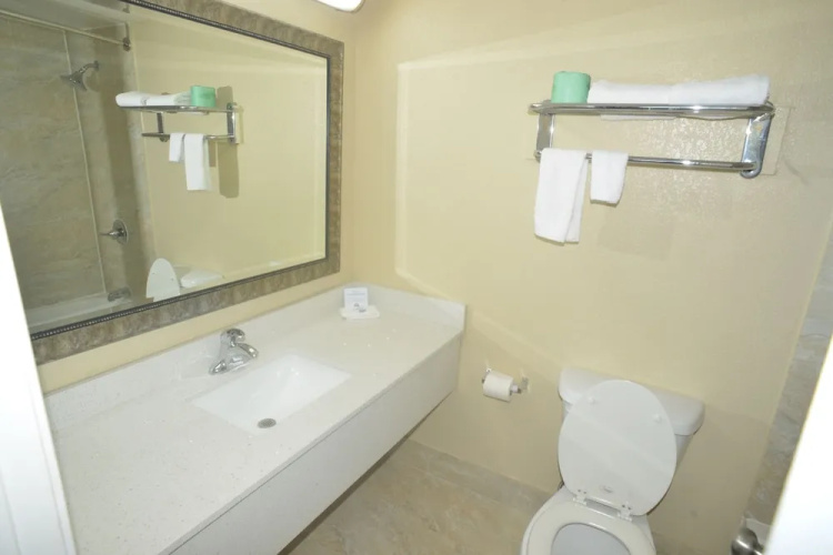 Georgetown Plaza Motel