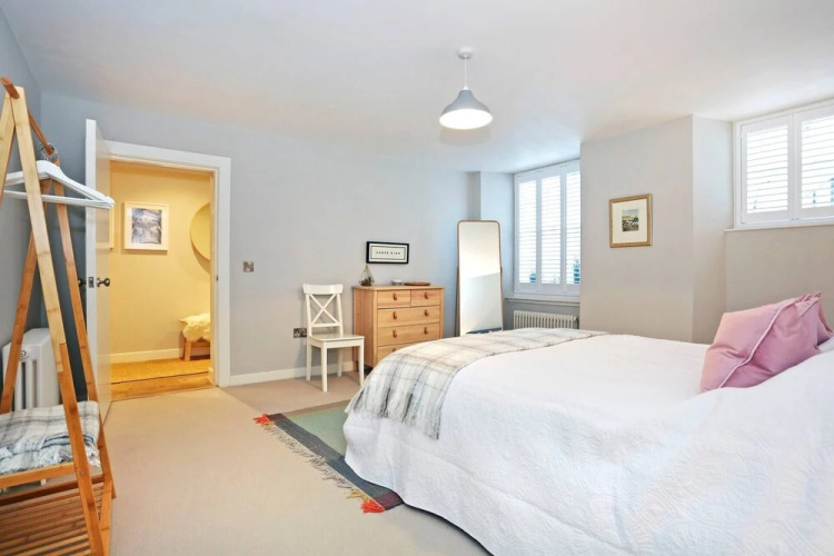 JOIVY Vibrant City Centre 2-bed Apt.