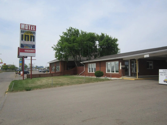 The Battlefords Inn