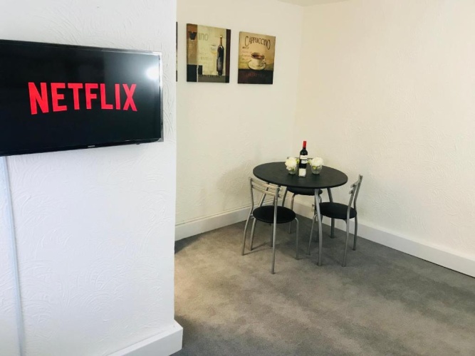 Deluxe Apartment