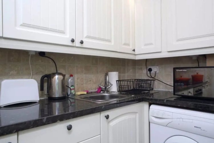 1 Bedroom Apartment In The Shore Leith