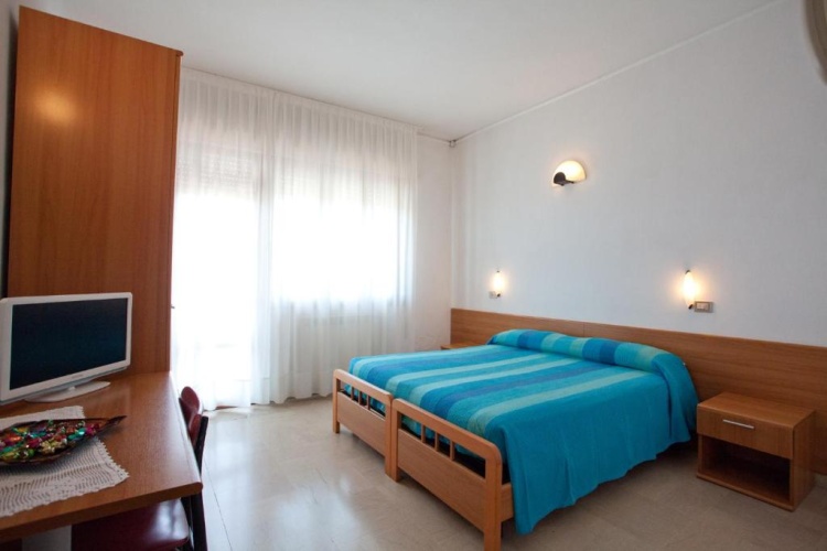 Standard Double room with balcony and with sea view