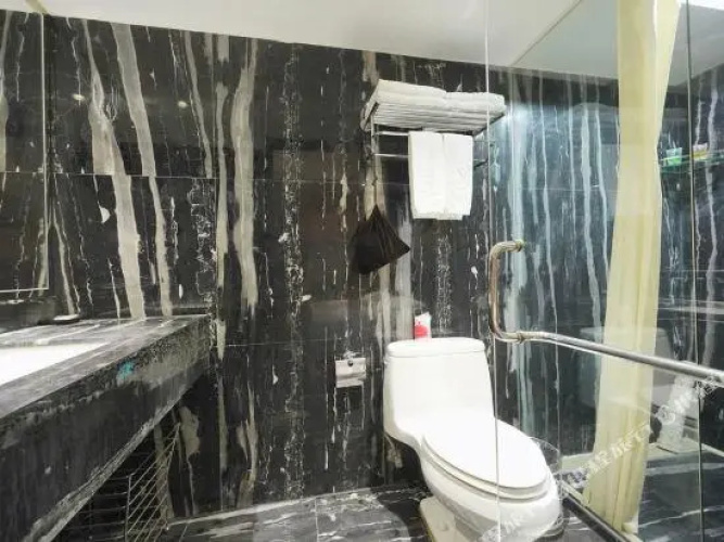 Morden Star Hotel