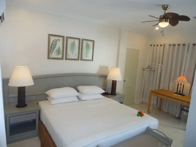 Paras Beach Resort