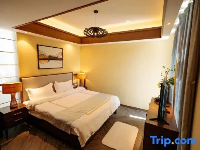 4 Bedrooms Villa