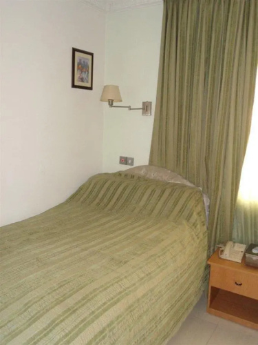 Bec Suites