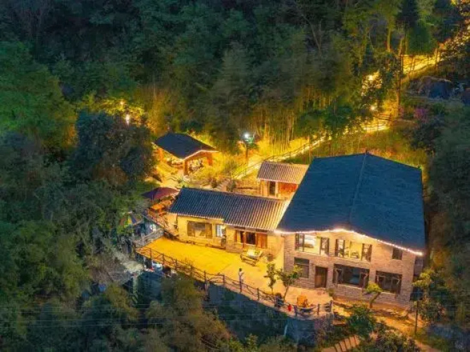 Wudangshan Taiziju Inn