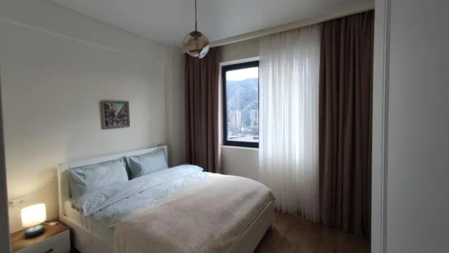 Apartment 76
