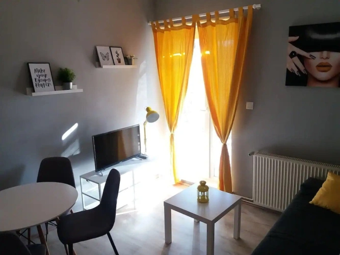 Apartment with balcony