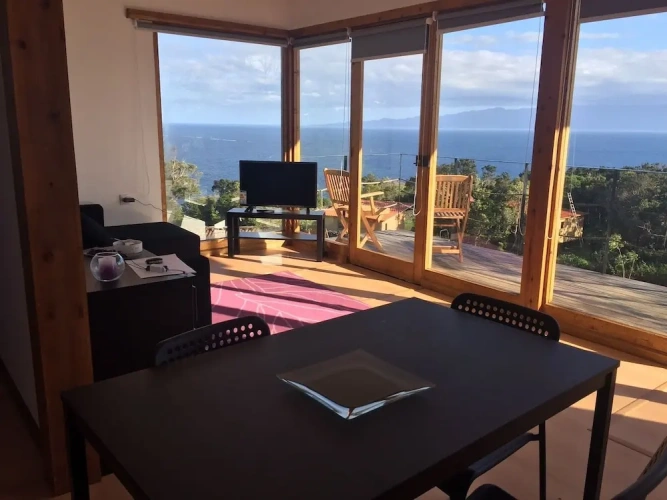 1 Bedroom Bungalow with sea view