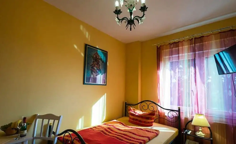 Standard Single room