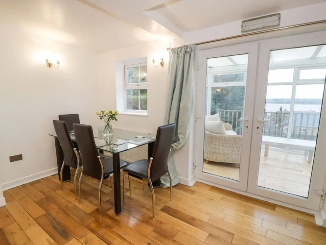 Preswylfa Apartment