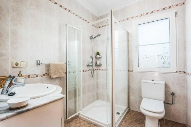 3 Bedrooms Villa