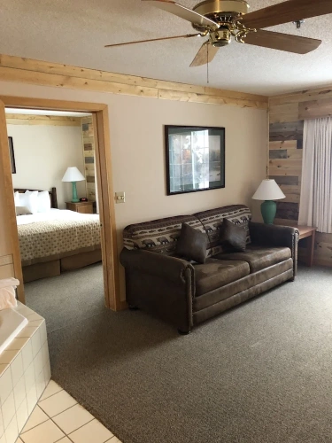 Deluxe Double Suite