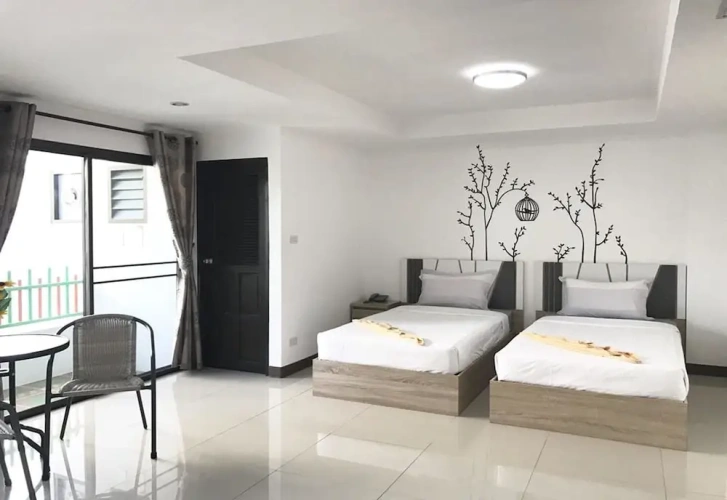 Superior Twin room with balcony