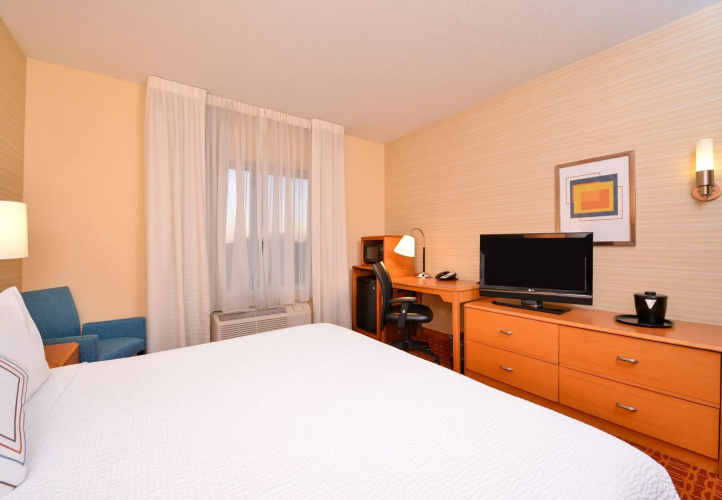 Fairfield Inn & Suites by Marriott White Marsh