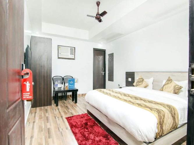 OYO 13314 Grand Almada Inn