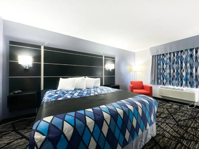 Blaine Town Inn & Suites