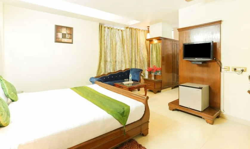 Treebo Shanta Inn