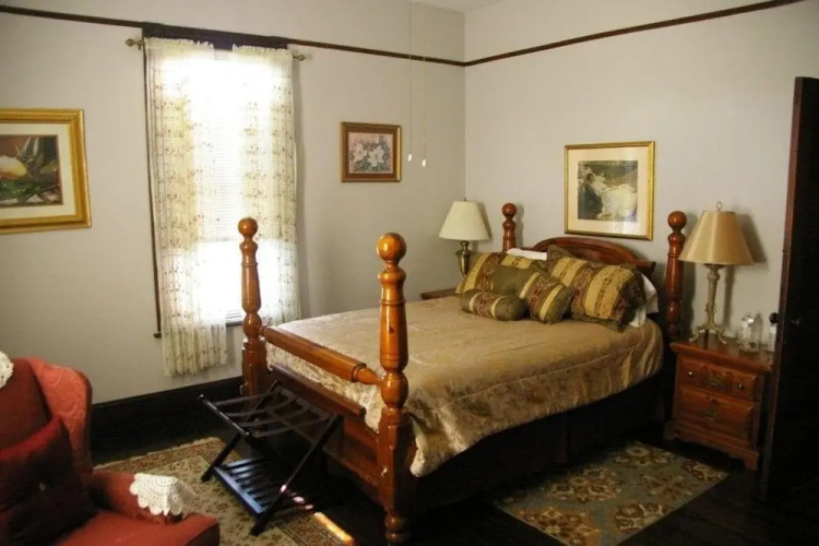 Home Sweet Home Bed & Breakfast