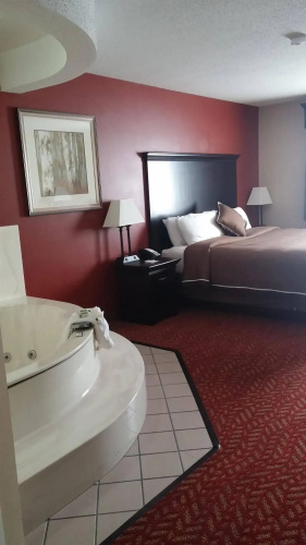 Grandstay Hotel & Suites