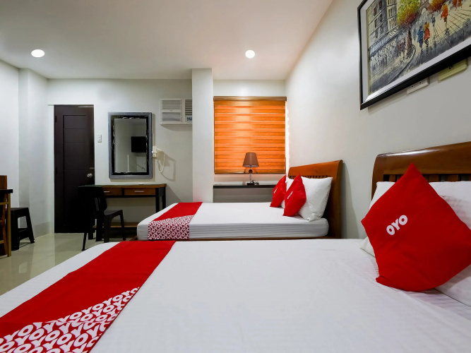 OYO 793 Dg Budget Hotel