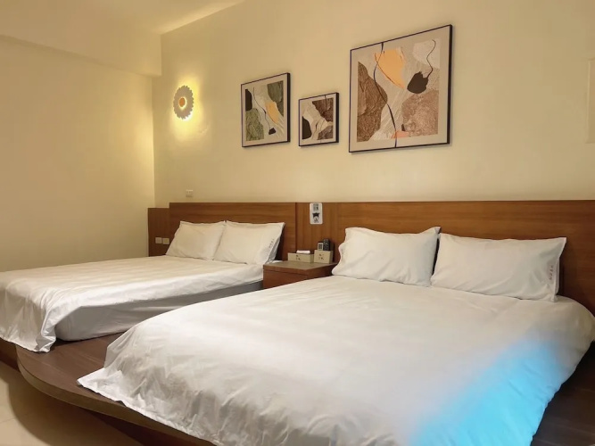 Secret base B&B