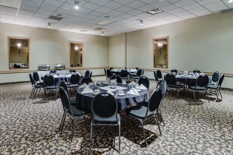 Heritage Inn Hotel & Convention Centre Moose Jaw photo 14