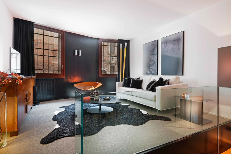 Quadruple Suite