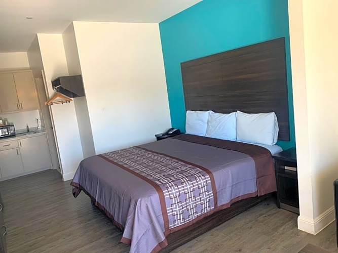 Deluxe Double Suite