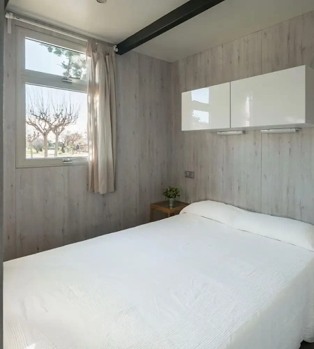 2 Bedrooms Classic Bungalow