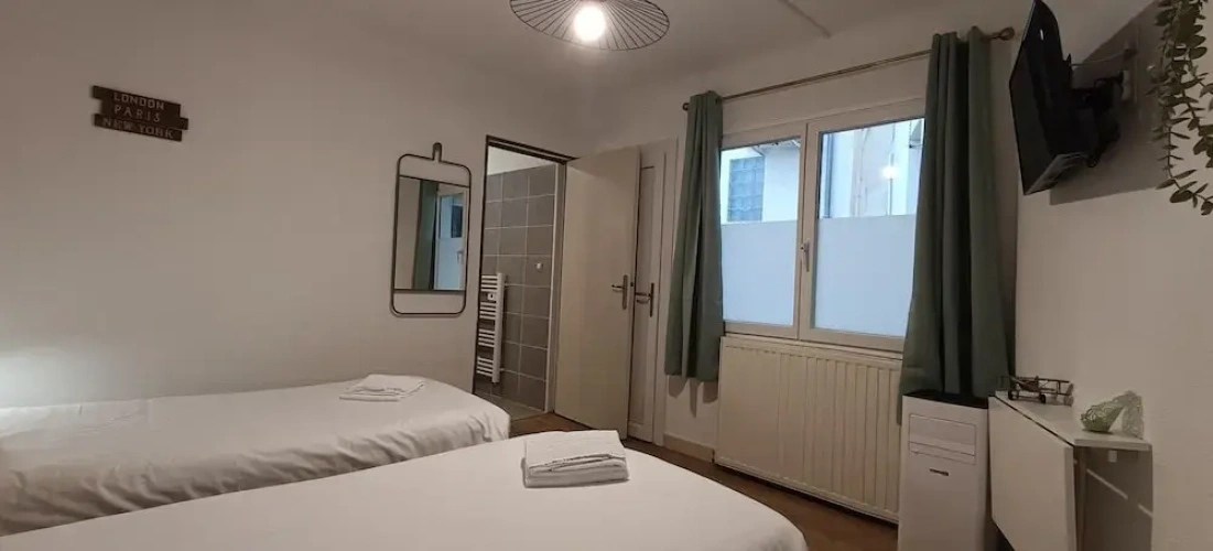 Standard Twin room