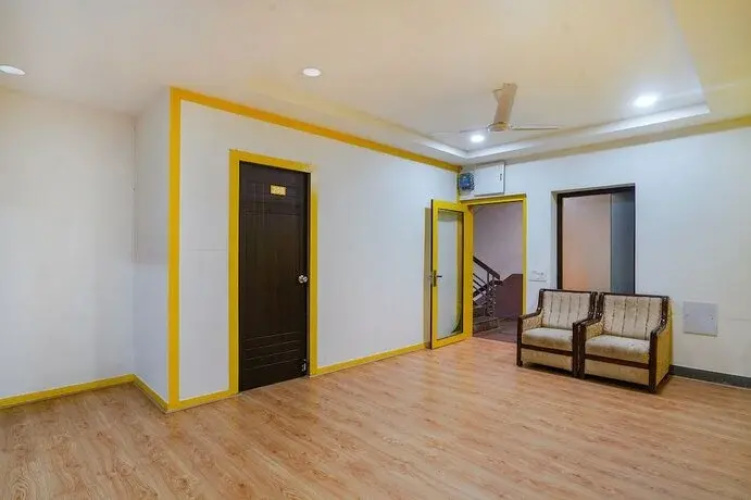 Fabexpress Luxury Inn