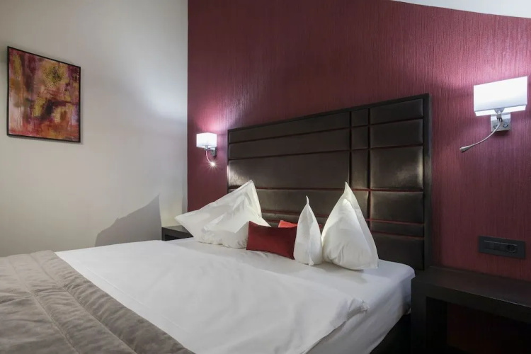 Old Town Hotel