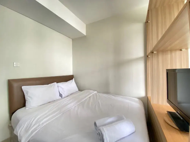 Stylish & Comfy Studio at Dago Suites Apartment