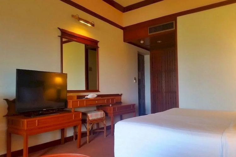 Imperial Golden Triangle Resort (SHA Extra plus)