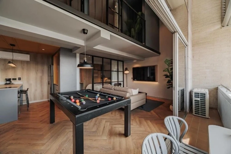 3 Bedrooms Apartment