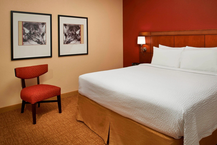 Courtyard by Marriott Columbus Worthington