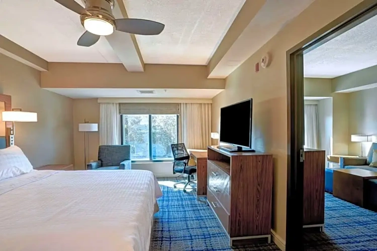 Sextuple Suite