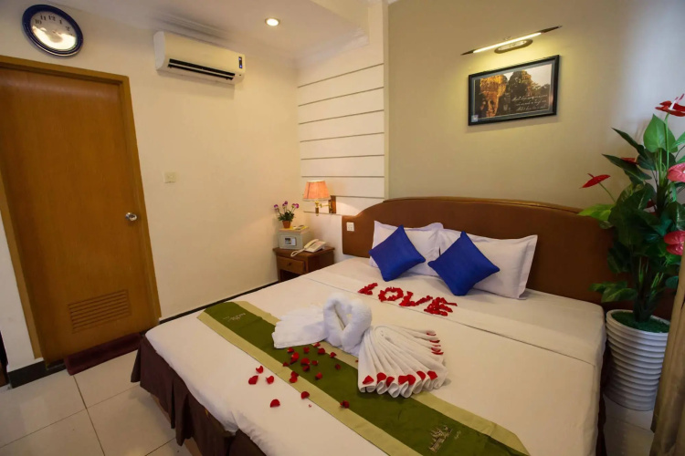 Hang Neak Hotel