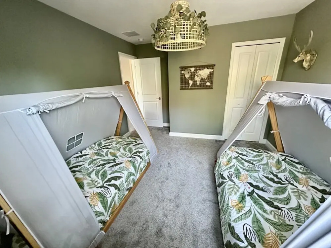 Luxurious Retreat Games & More
