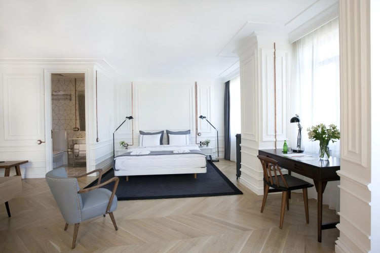 Karakoy Rooms