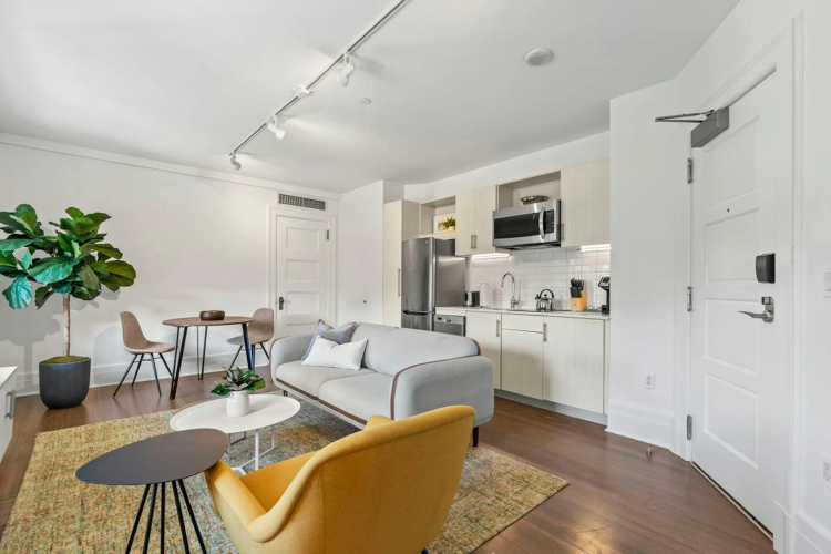 Placemakr Dupont Circle photo 24