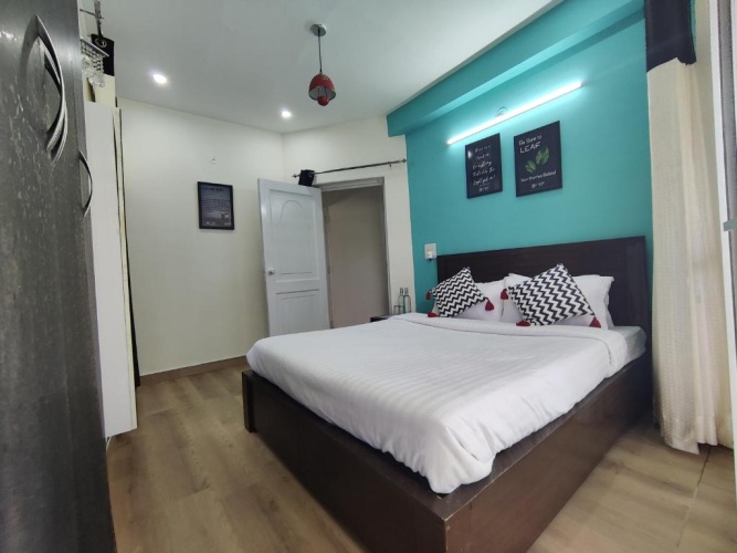 2 Bedrooms Apartment