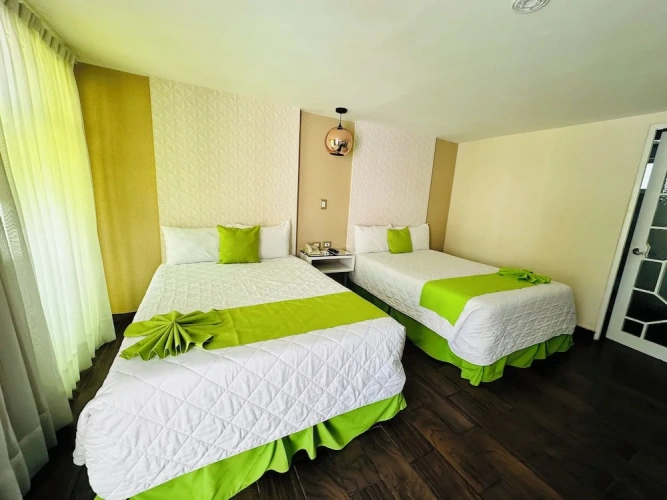 Business Quadruple room