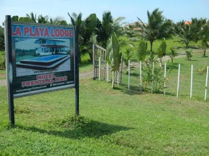La Playa Lodge