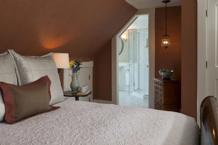 1 Bedroom Deluxe Suite