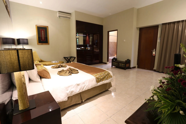 The Cakra Hotel