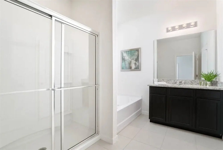 5BR Pool Home w Gameroom